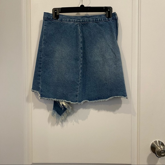 BlankNYC Denim Skirt - Picture 6 of 6